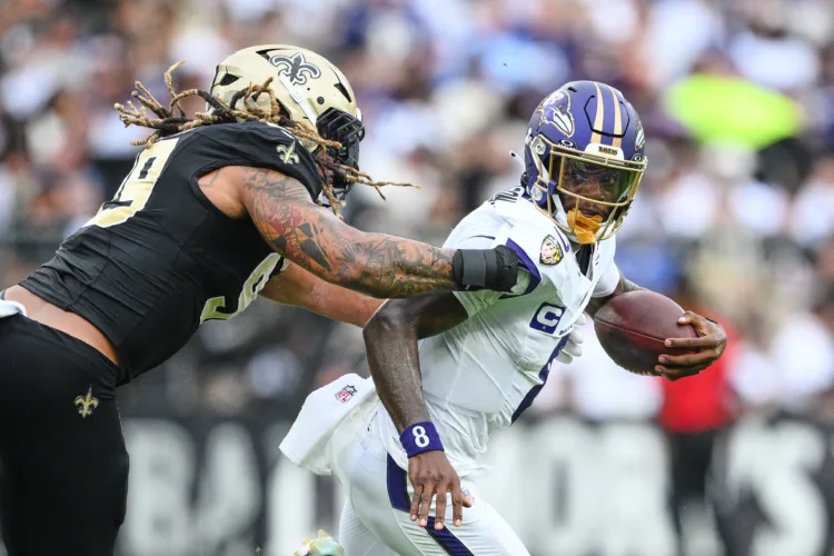 Cowboys look to corral Ravens' Lamar Jackson in Rio as questions about field conditions persist